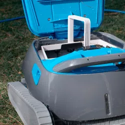 Limpiafondo automático Dolphin Carrera 40i