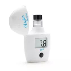 HANNA Checker HI779 digitale pH tester, meting van 6,5 tot 8,5, inclusief cuvetten en reagentia voor 100 tests
