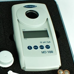 Fotómetro lovibond MD 100 5 en 1 formato bolsillo