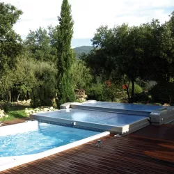 Cubierta extraplana para piscina modelo 8 de 12 x 6 motorizada