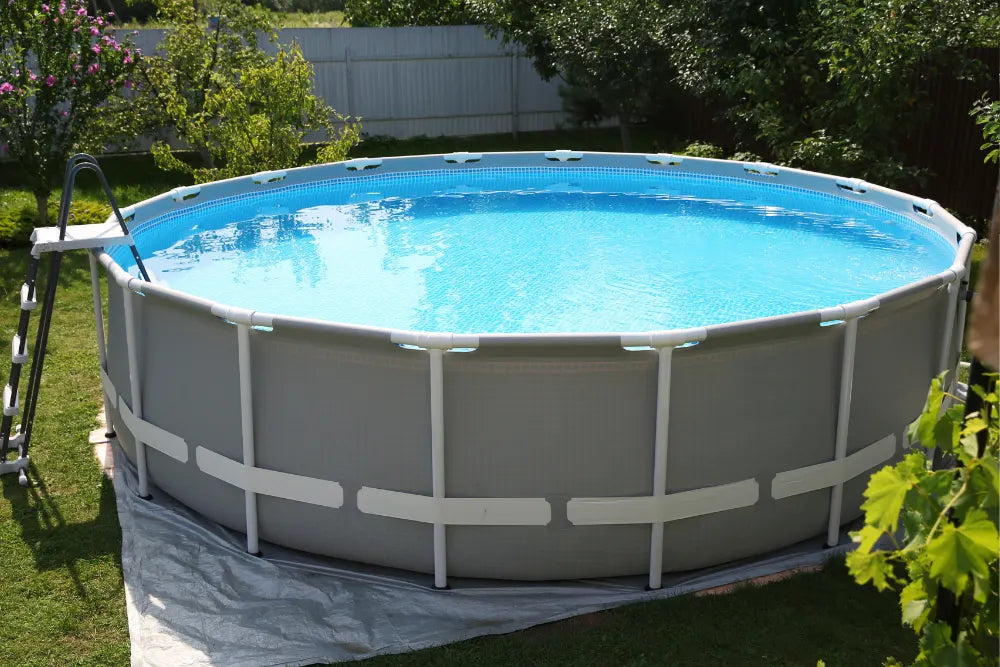 Consejos para mantener piscinas desmontables en verano