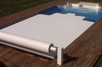Cubierta automática flotante